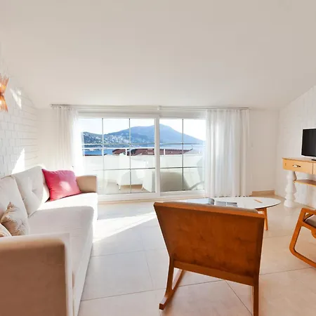 302 Apartment Kalkan