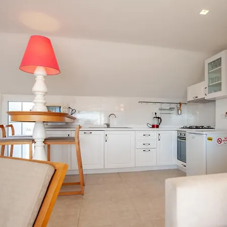 302 * Kalkan